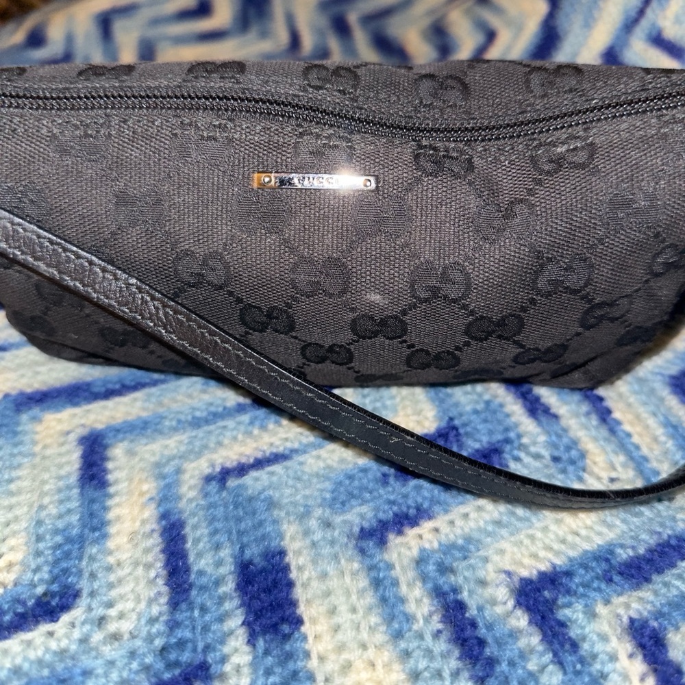 Gucci canvas baguette boat bag